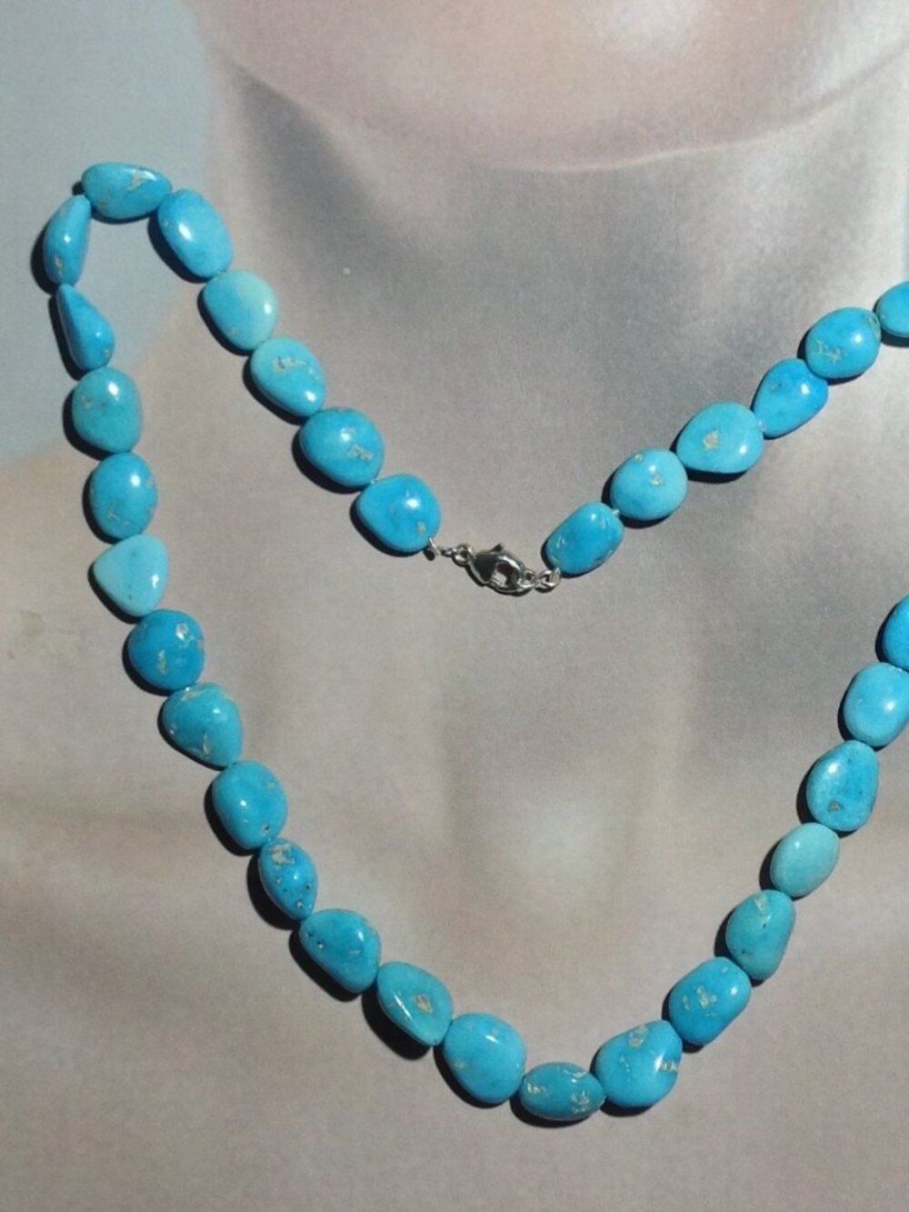 Natural polish Nugget Turquoise Beads Necklace.